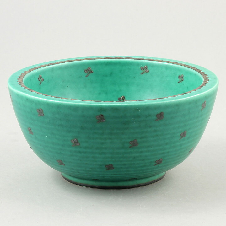 Wilhelm Kåge (Argenta 1959) Green Bowl with Silver Clover Decor 16 cm