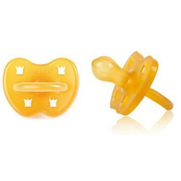 To sutter i naturgummi