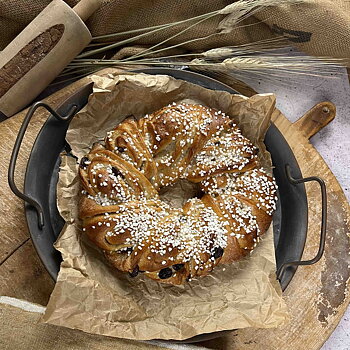Russinkrans Källmans, 340 g. 