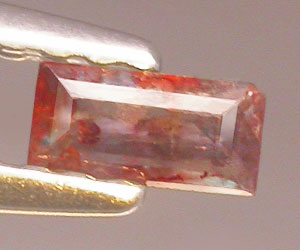 Alejandrita rusa natural genuina en forma de baguette súper rara de 0.17 ct - 3