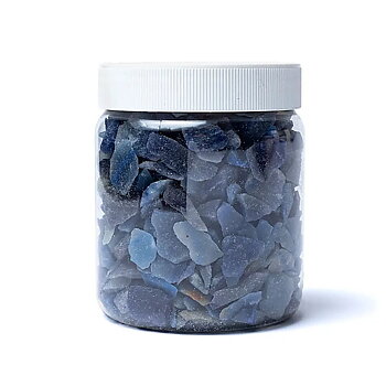 Blue quartz chips