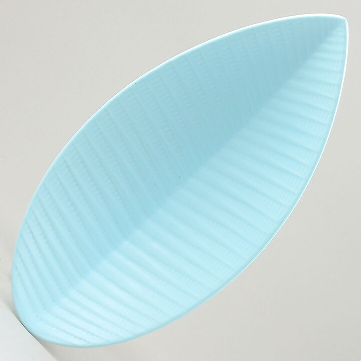 Stig Lindberg (Reptil 1953) Light Blue Leaf Dish with Scale Relief 32 cm