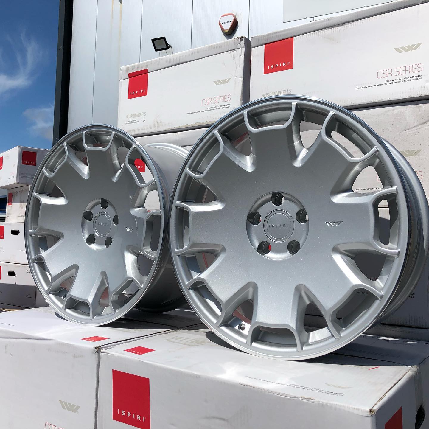 19" Ispiri CSR2 Silver polished lip 5/120
