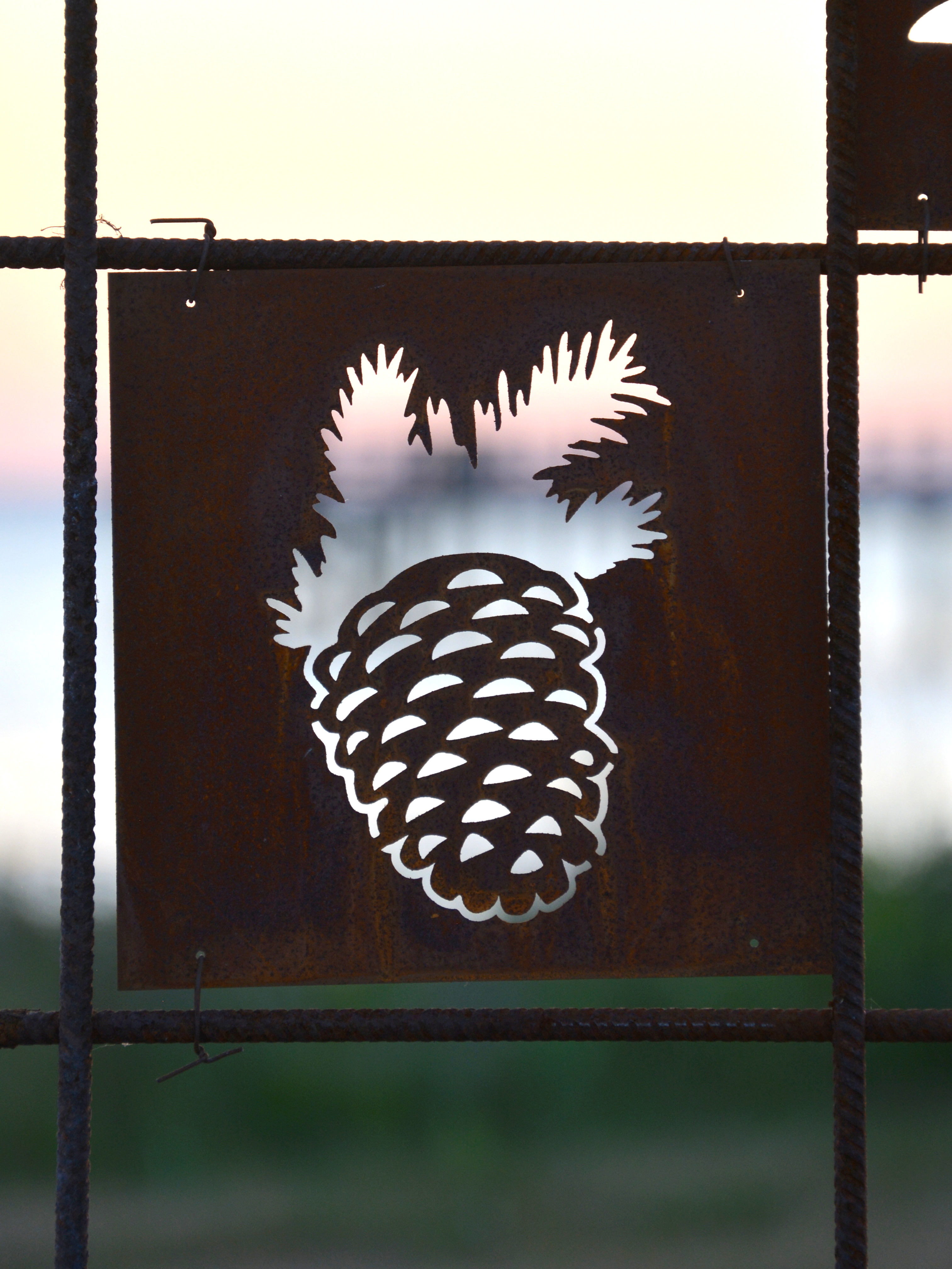 Rostig skylt till armeringsnät KOTTE 14 cm