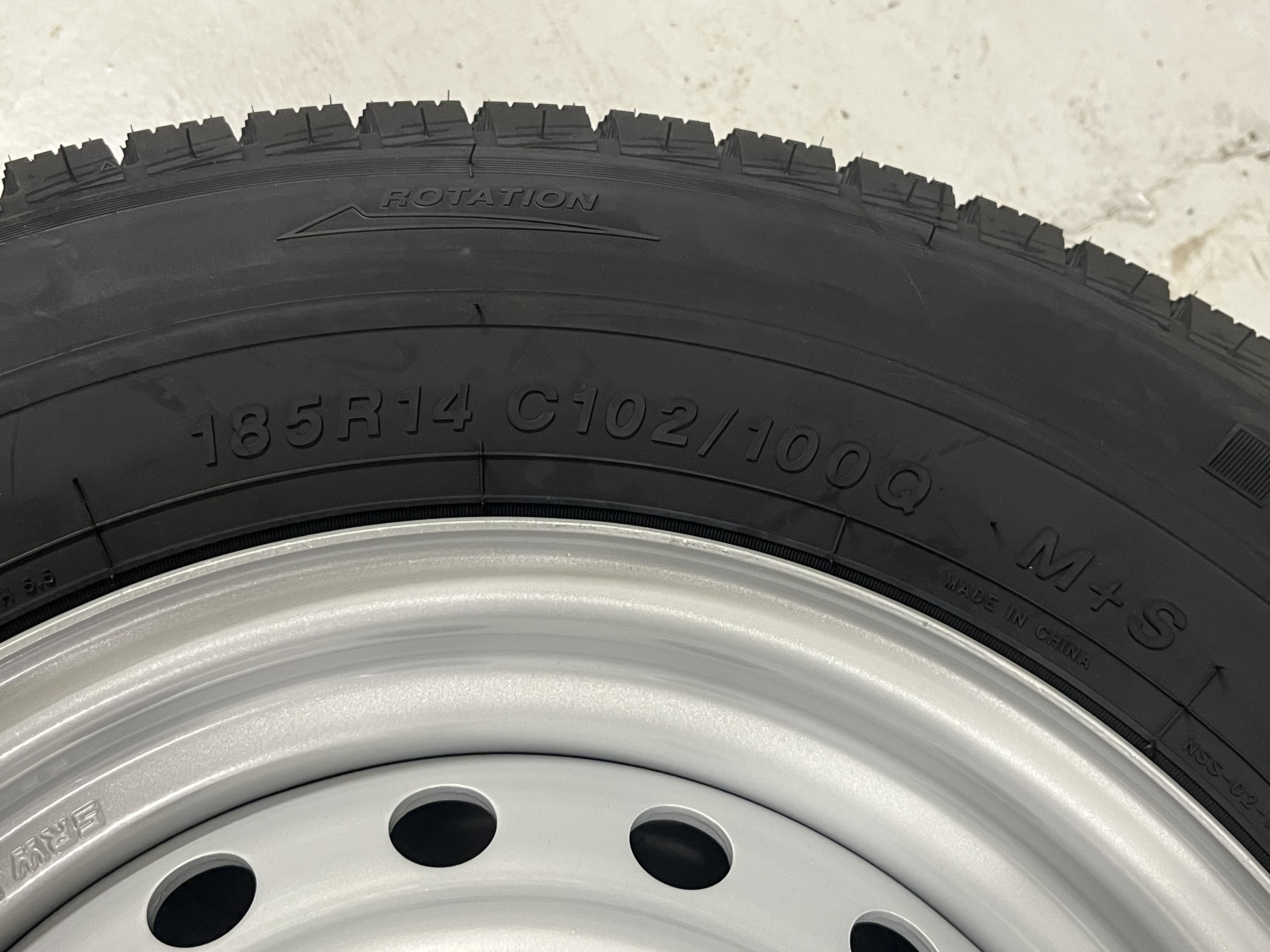 Vinterhjul odubbade  185/80 R14 C8 5 Bult - 3