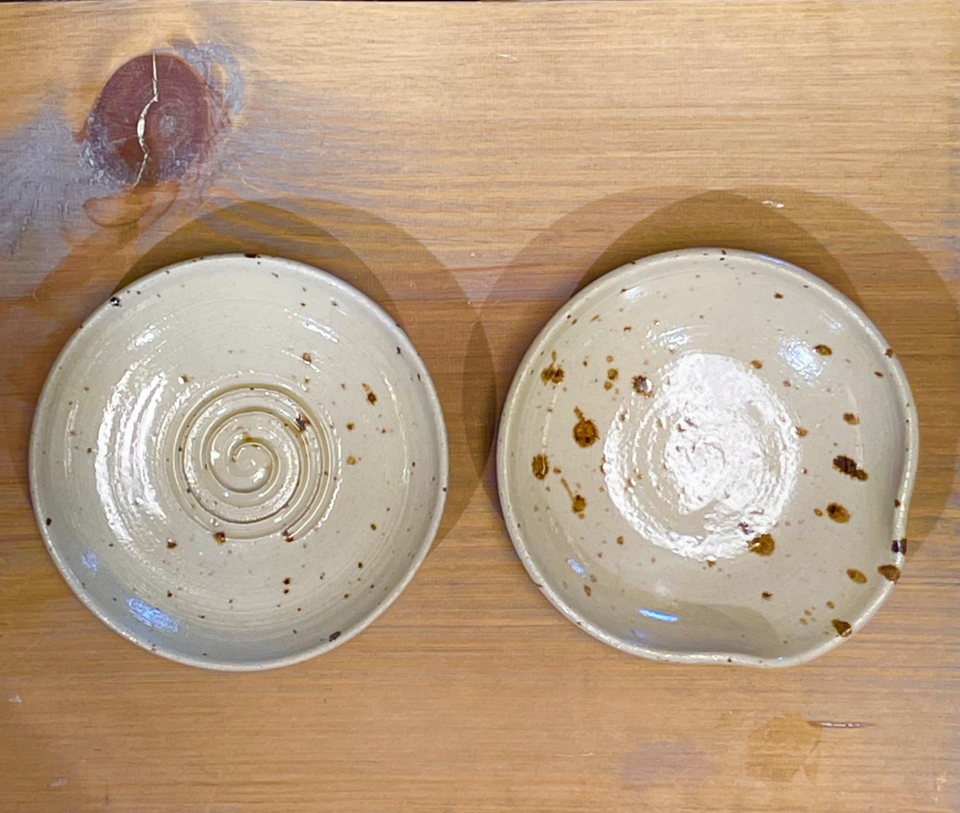 CLAY garlic squeezer & spoon rest