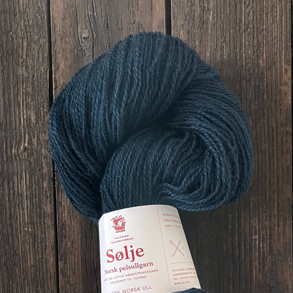 SØLJE MARINEBLÅ 2133