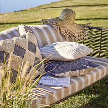 Soffa MUNDO gröngrå utomhus Bloomingville