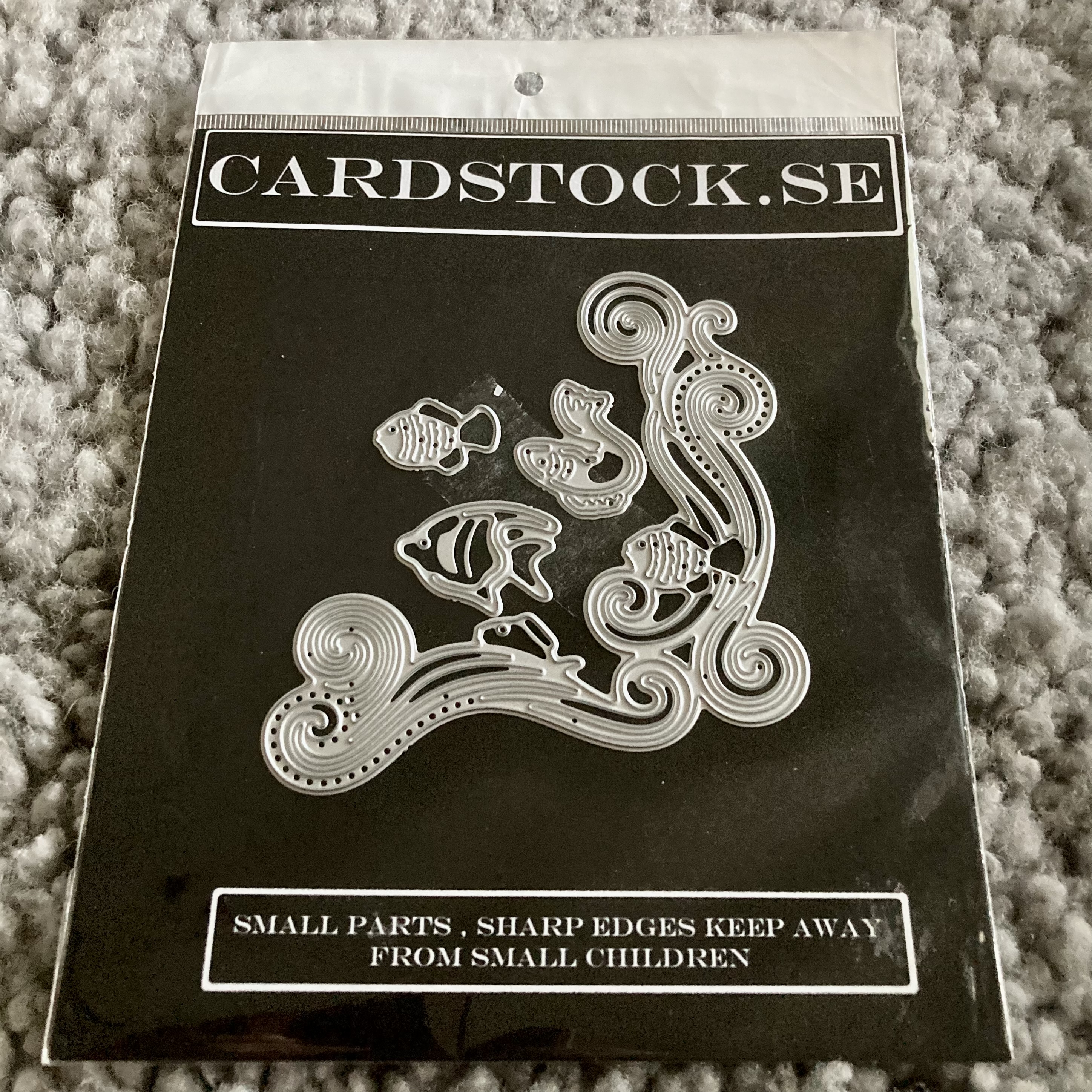 REA Cardstock.se  HAV o Strand -Under ytan
