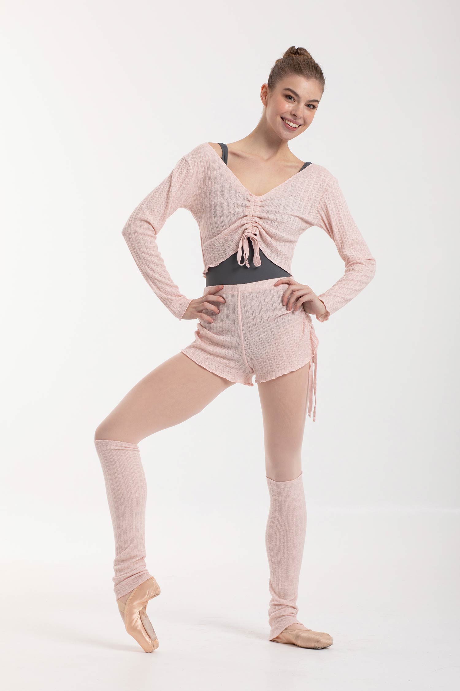 Rosa stickade shorts - 2