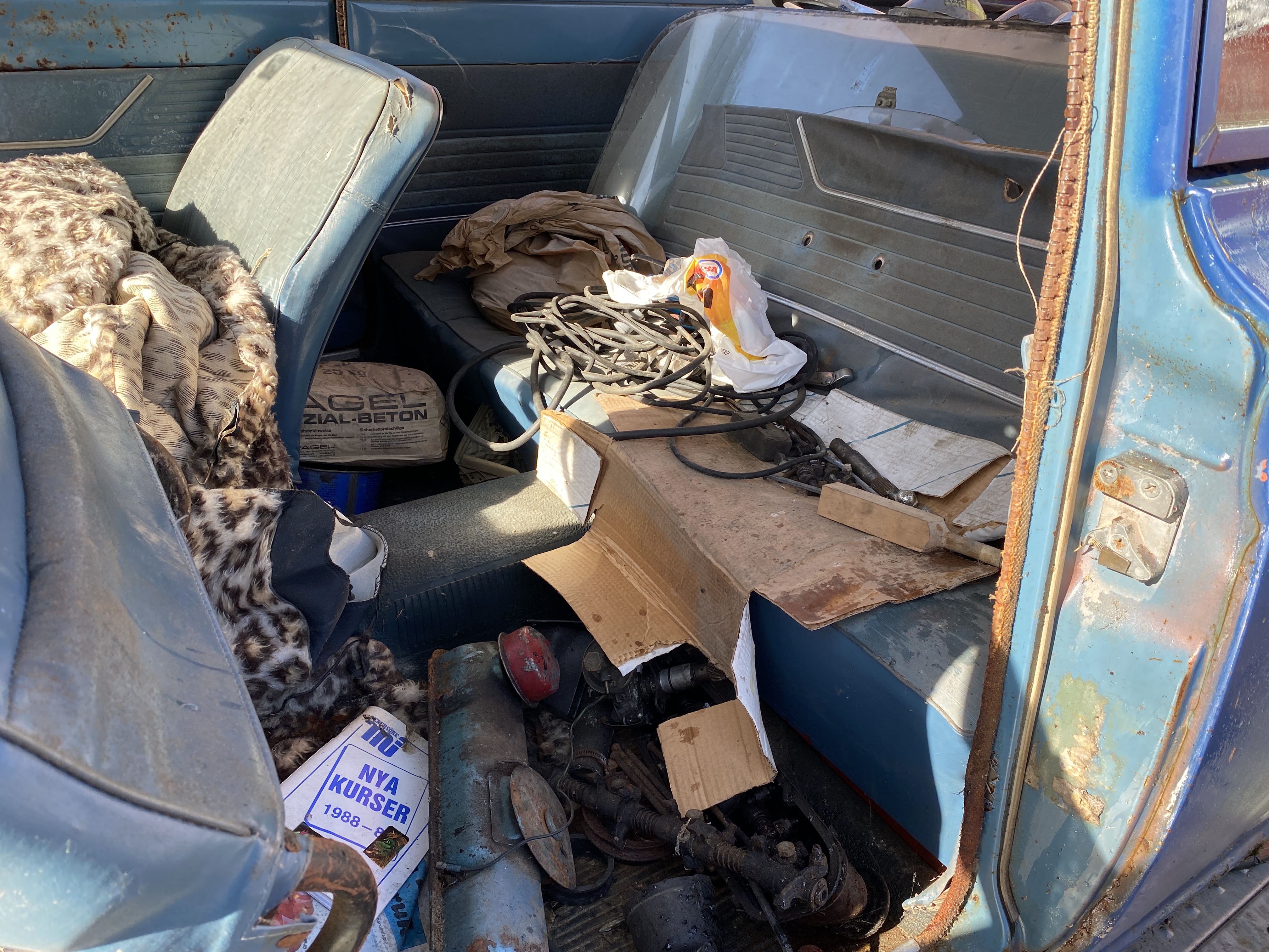 Ford Cortina Consul - Spare part car (parts for sale) - 6
