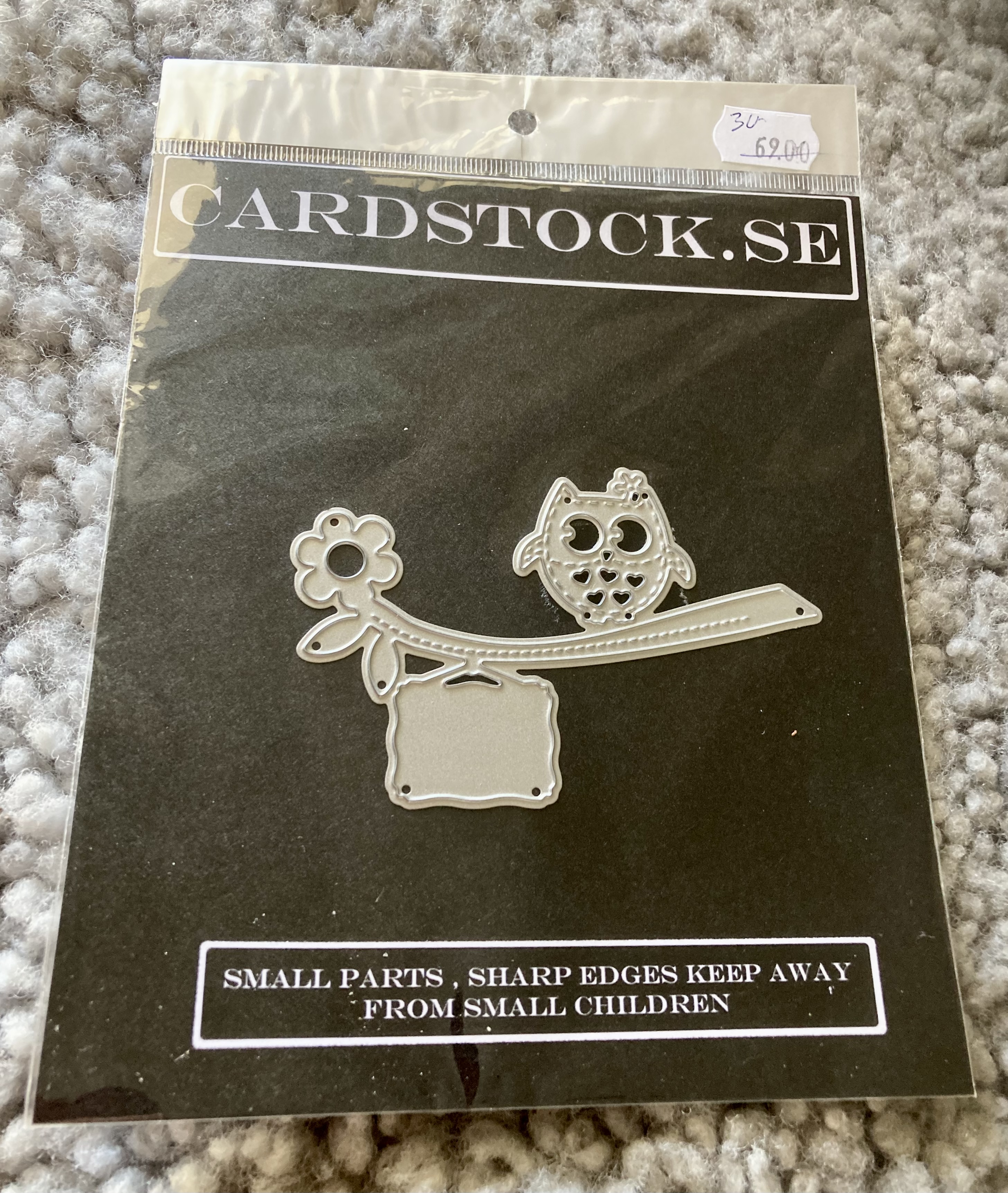 REA Cardstock.se  Djur -Uggla sitter på gren