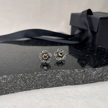 Yvone Christa Flower Stud green cz