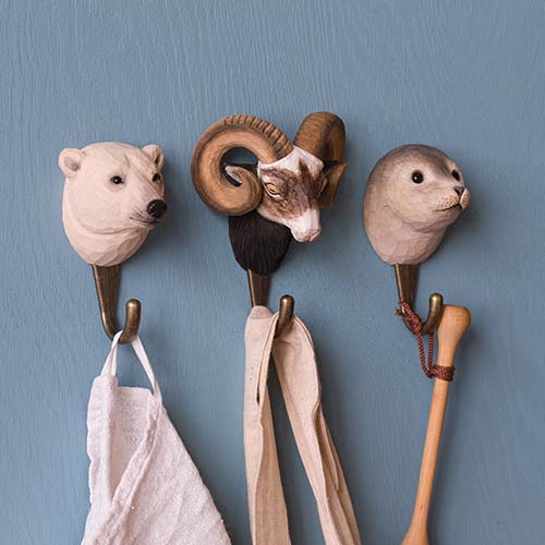 Hand-carved hanger Polar bear - 4
