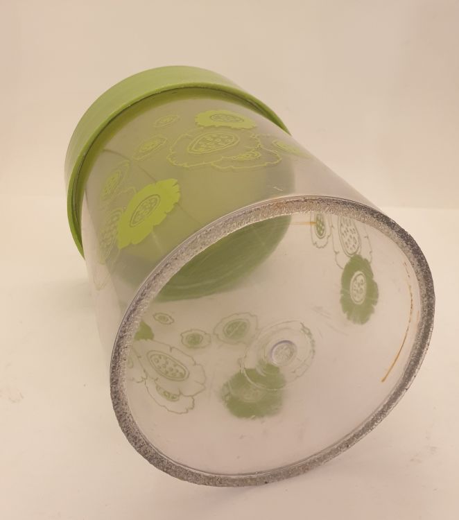 Flat jar with lime green lid 1970s - 2
