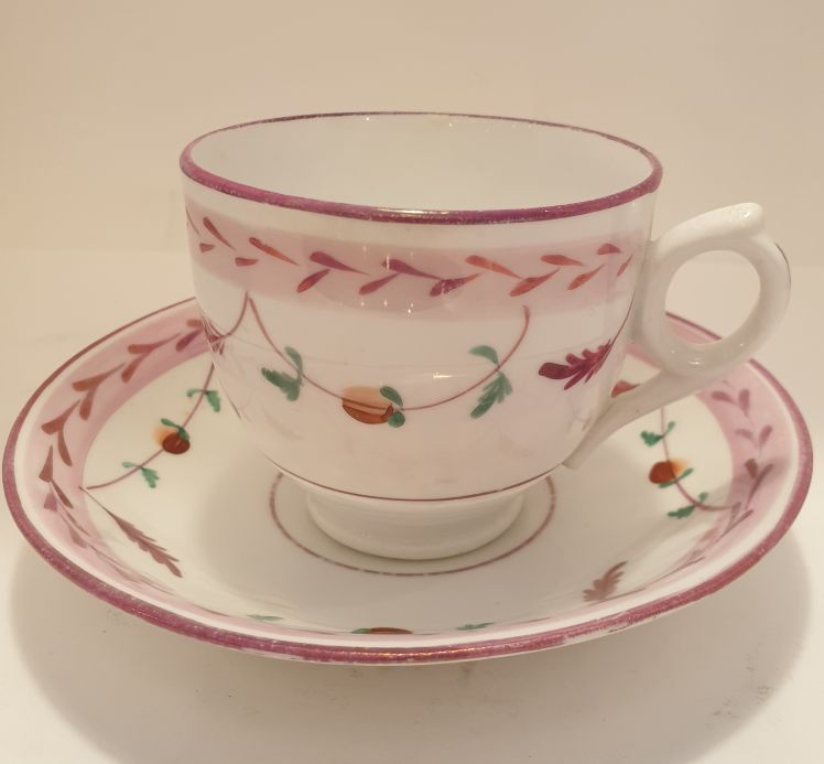Cups with saucers 19th century lustre glaze 9 pcs. - 2