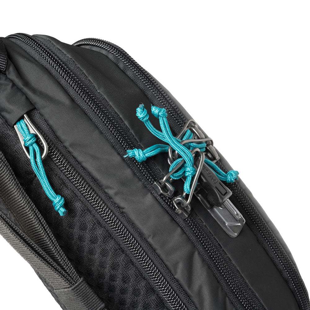 Stöldsäker höftväska - PACSAFE ECO Anti-Theft Econyl Waist Pack Black - 6