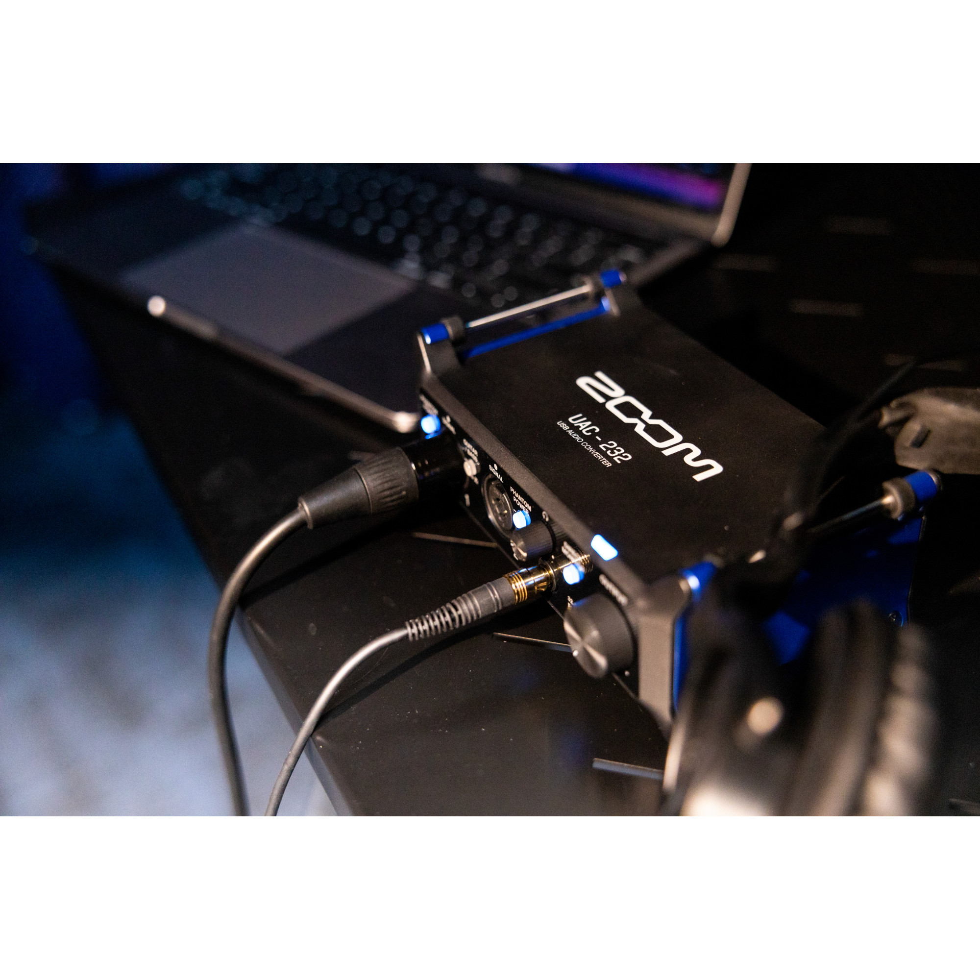 Zoom UAC-232 32-bit Float Audio Interface - 9