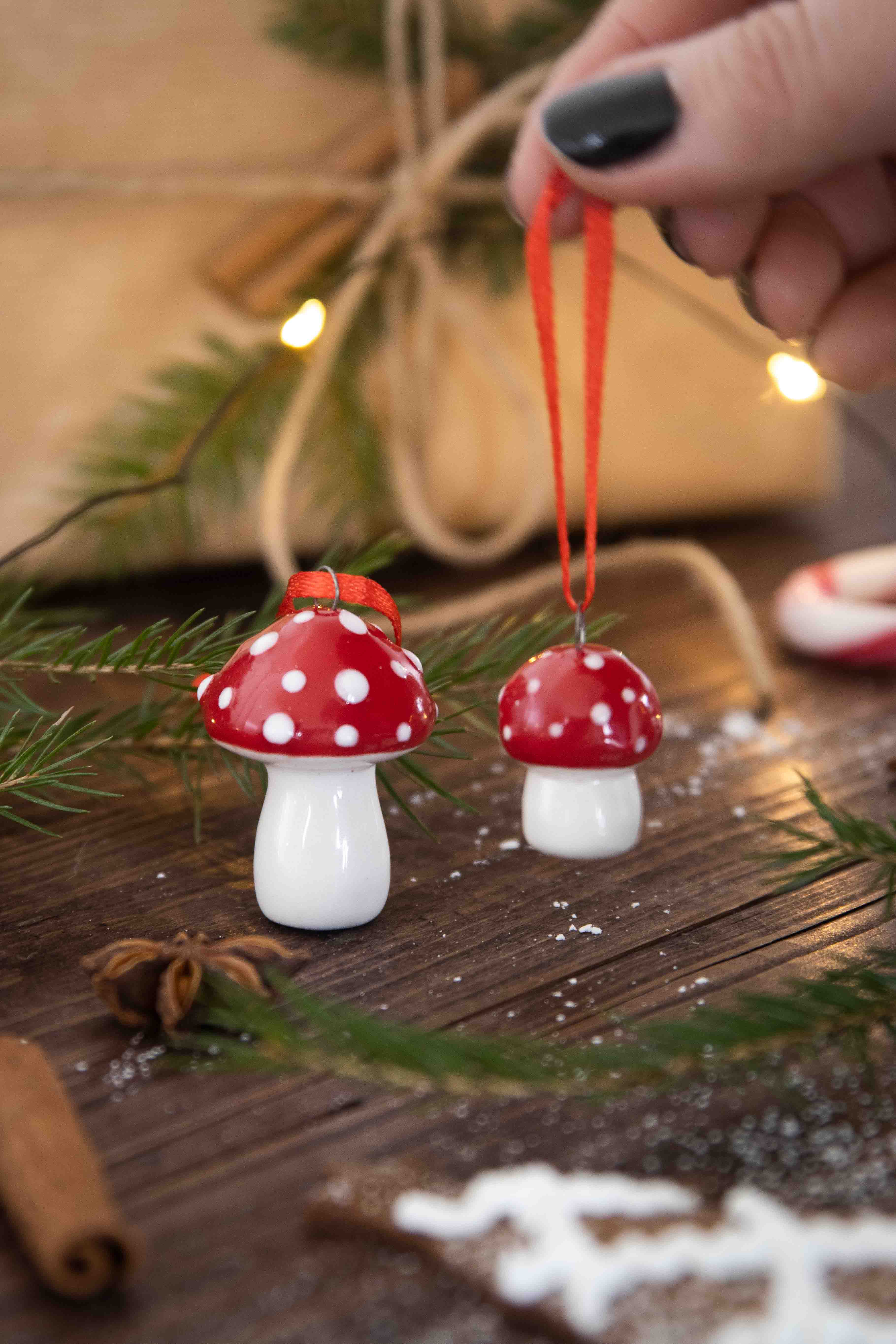 HANGING DECORATION MUSHROOM