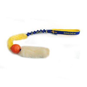 Sverigeleksak  mini med fuskpäls, boll och fårskinnssvans