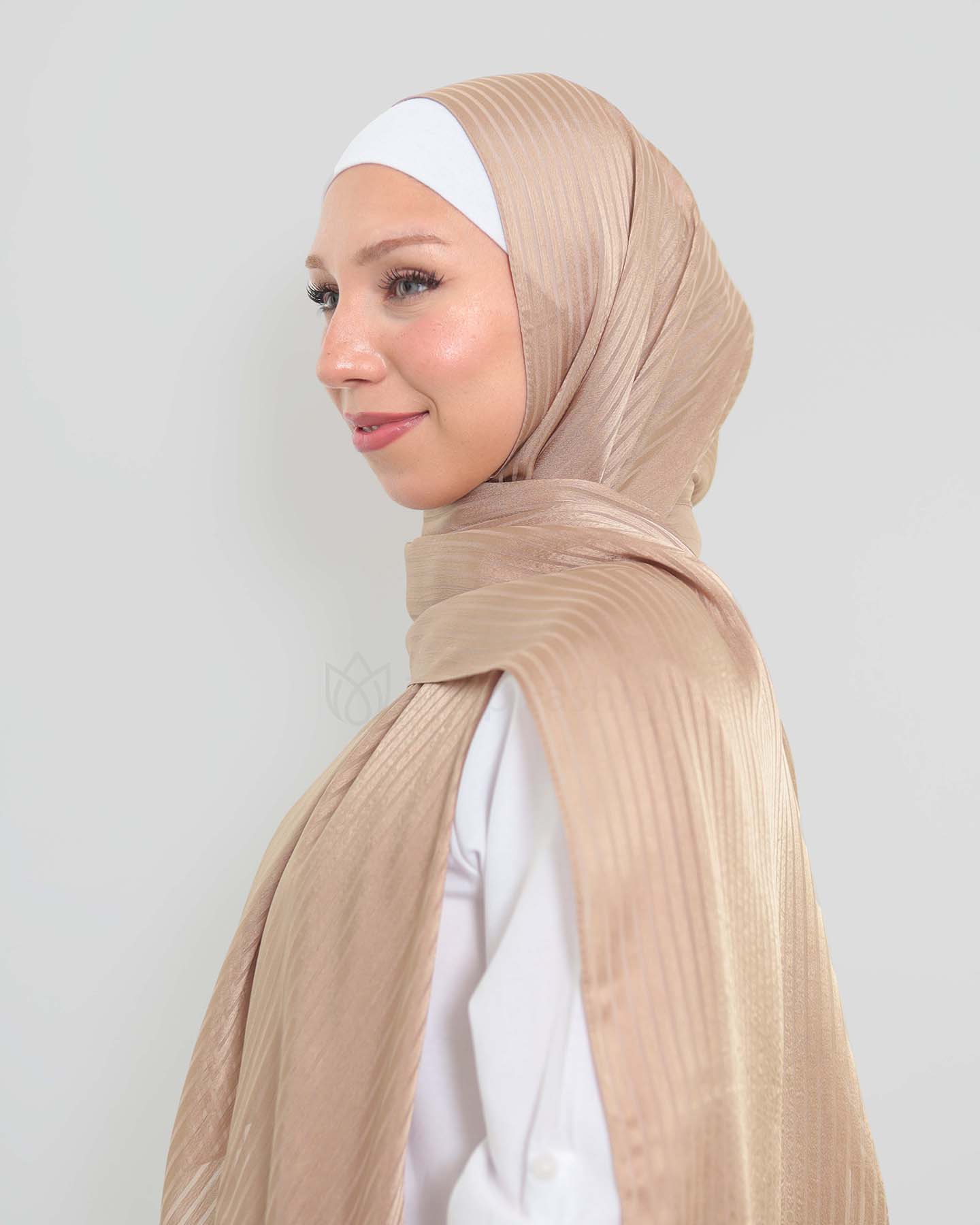 Hijab - Satin striped - Nude beige - 3