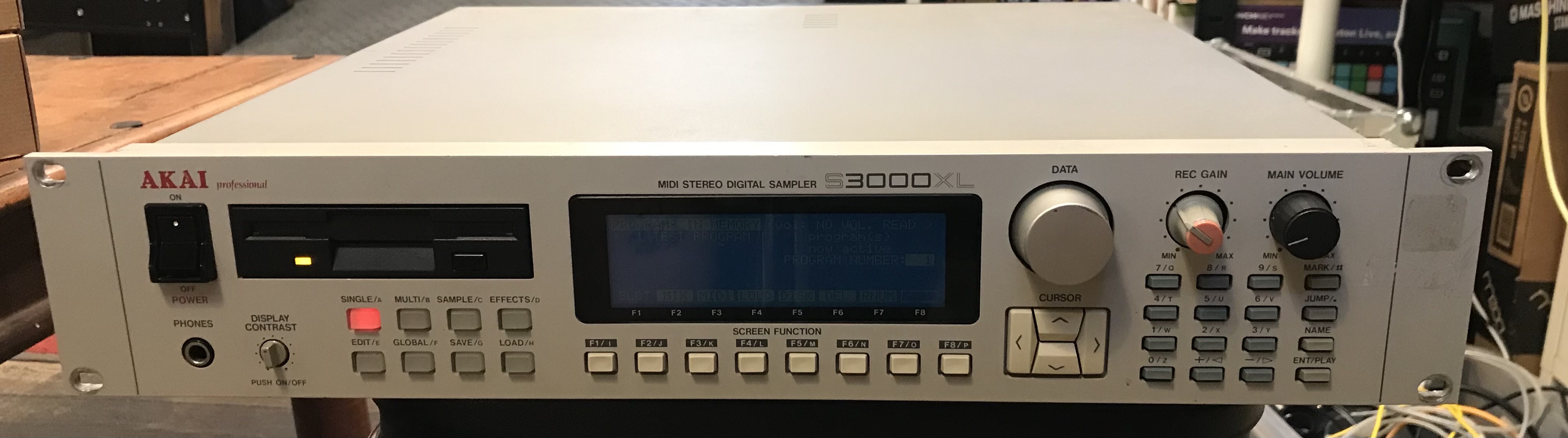 Akai S3000XL, used - JAM