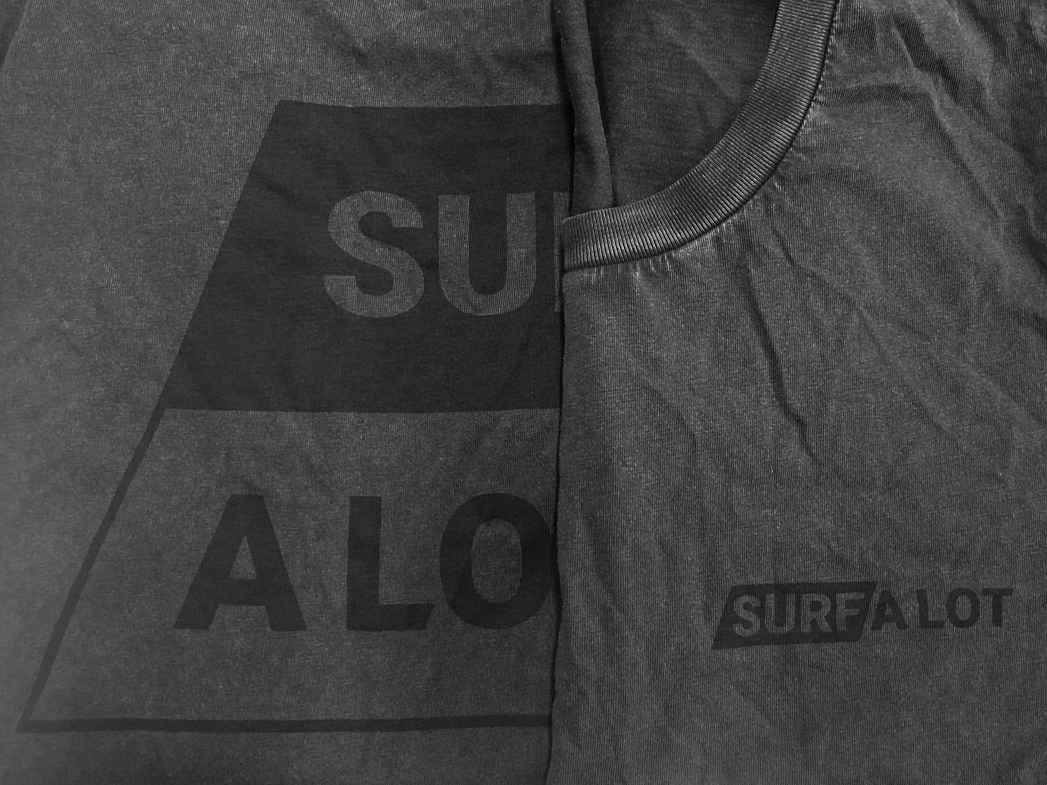 SURF A LOT - T-shirt - Unisex - 5