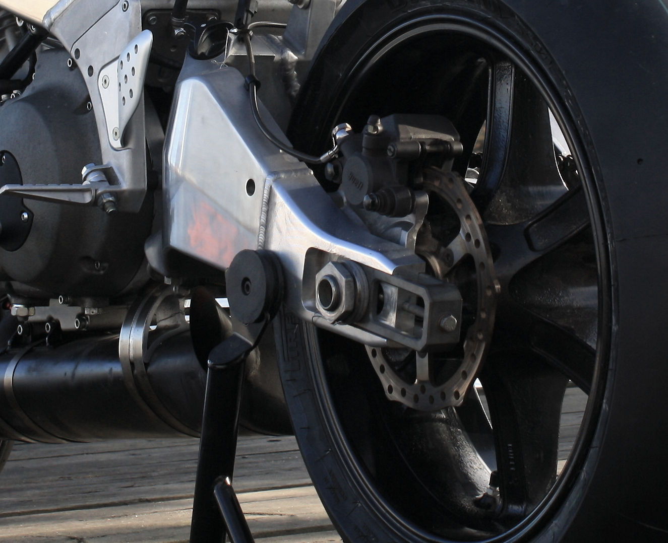 Buell XBRR Chain drive swingarm kit - 3