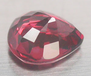 Impresionante piedra preciosa granate rodolita natural en forma de pera de 1,01 ct - 2