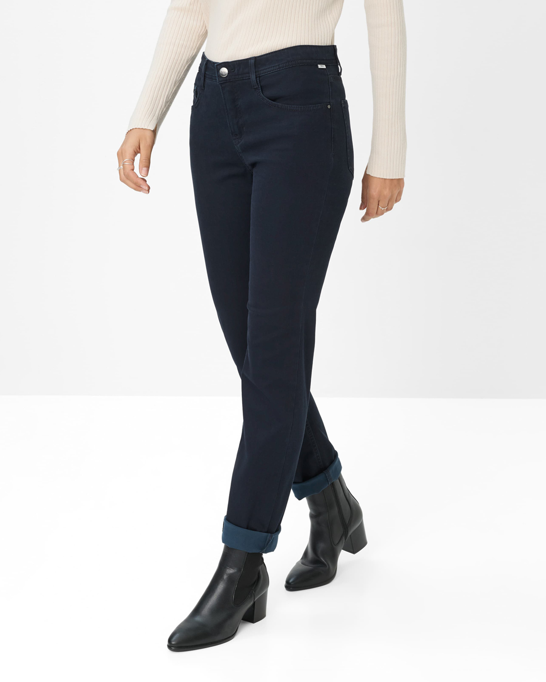 Jeans Carola marinblå lyocellbladning