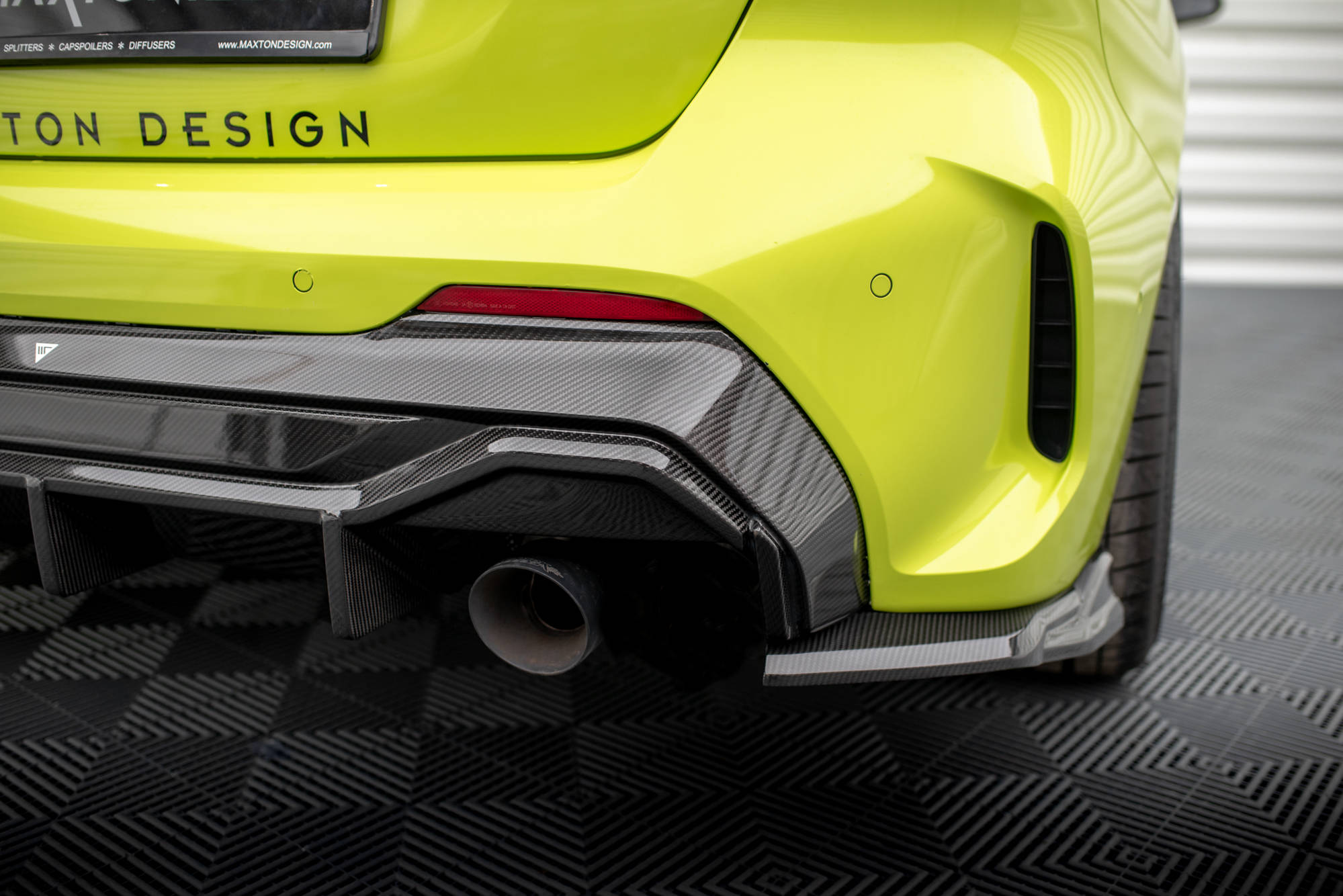 Kolfiber Bakre Diffuser V.2 BMW 1-serie F40 M-Paket/ M135I (Maxton) - 3