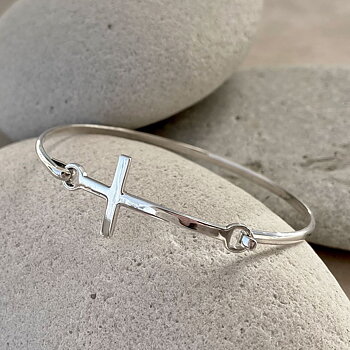 Armring i sterling silver 925 Kors  HF14575