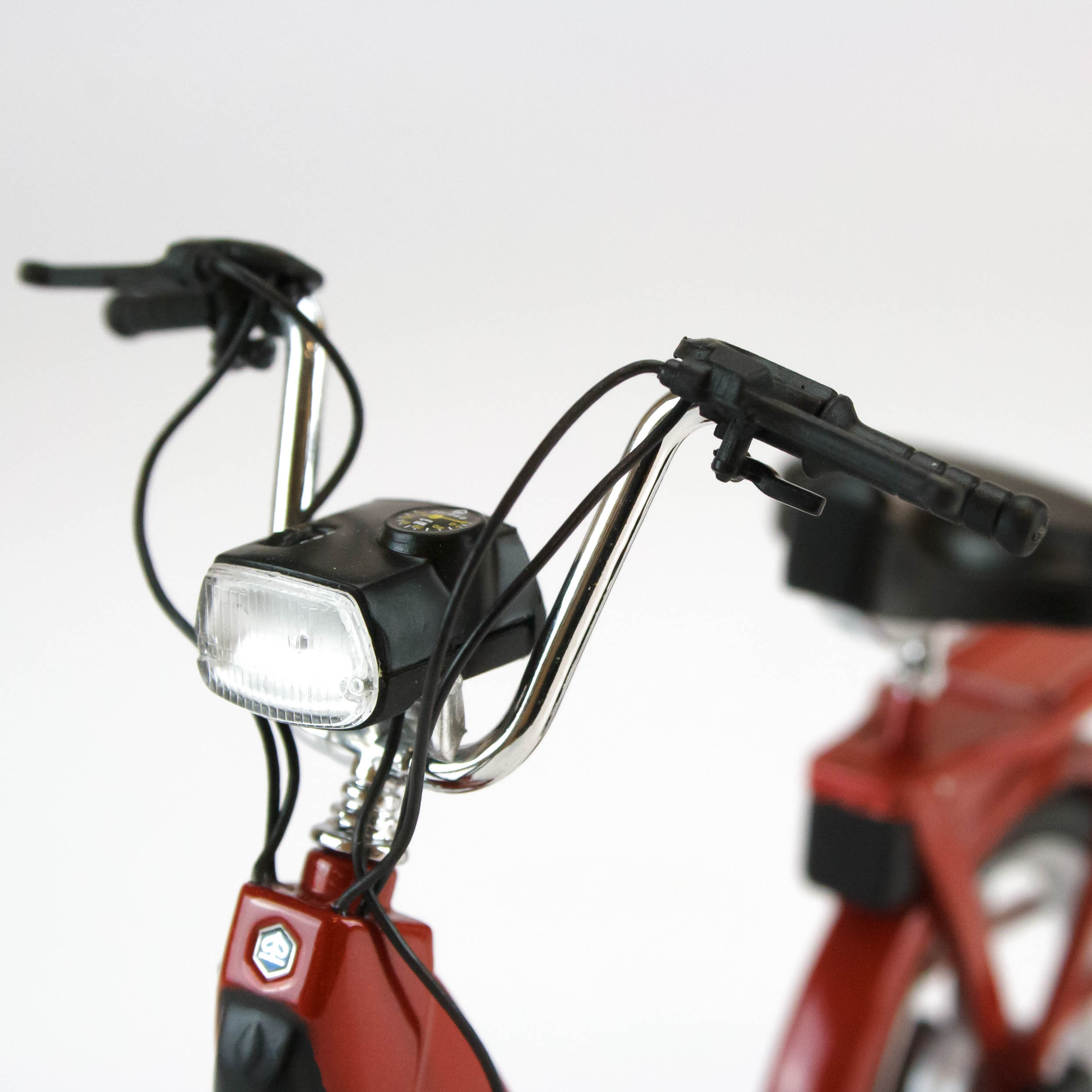 Model Ciao rød metallic skala 1:10 - 3