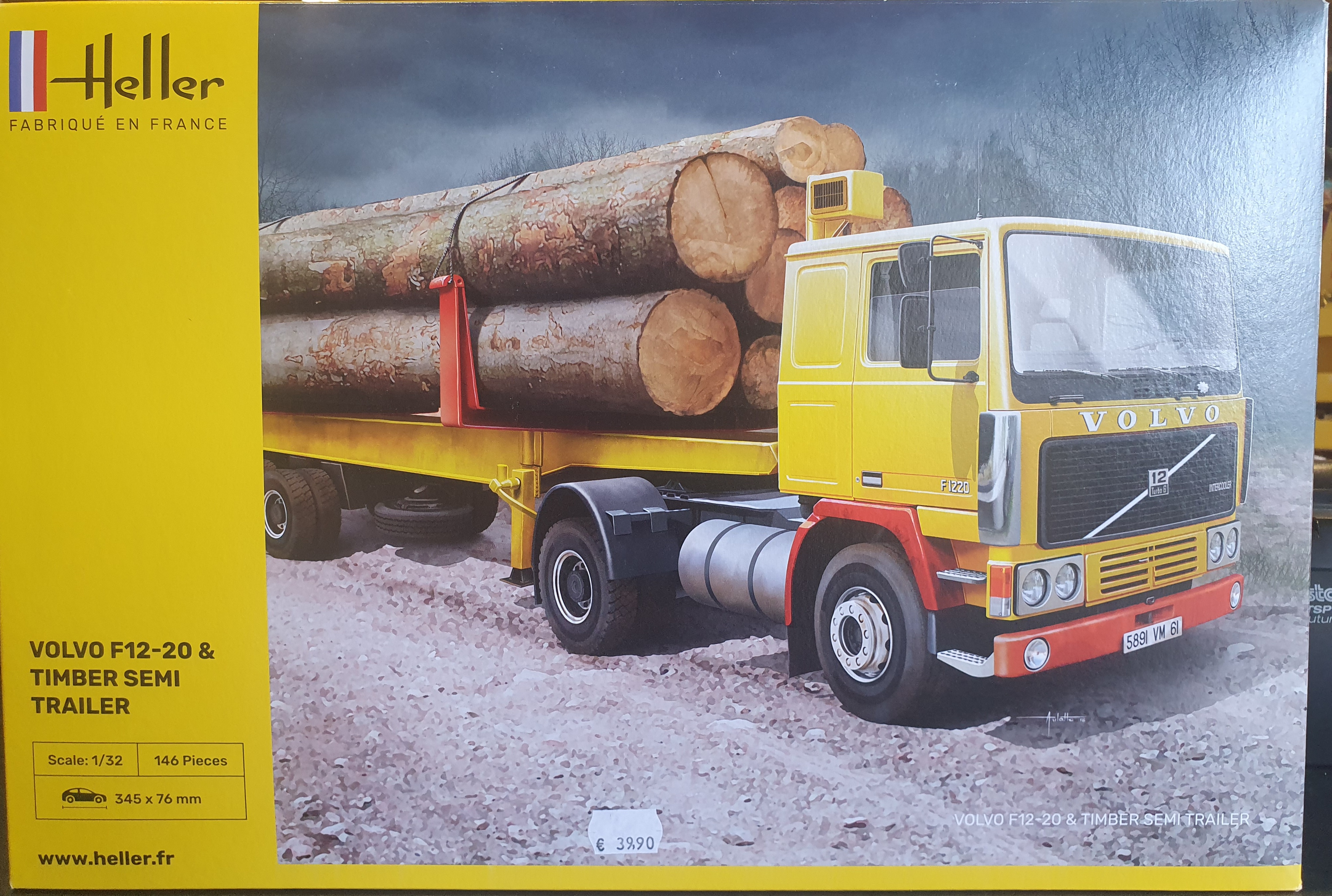 Heller 81704 F12-20 & Timber Semi Trailer in 1:32