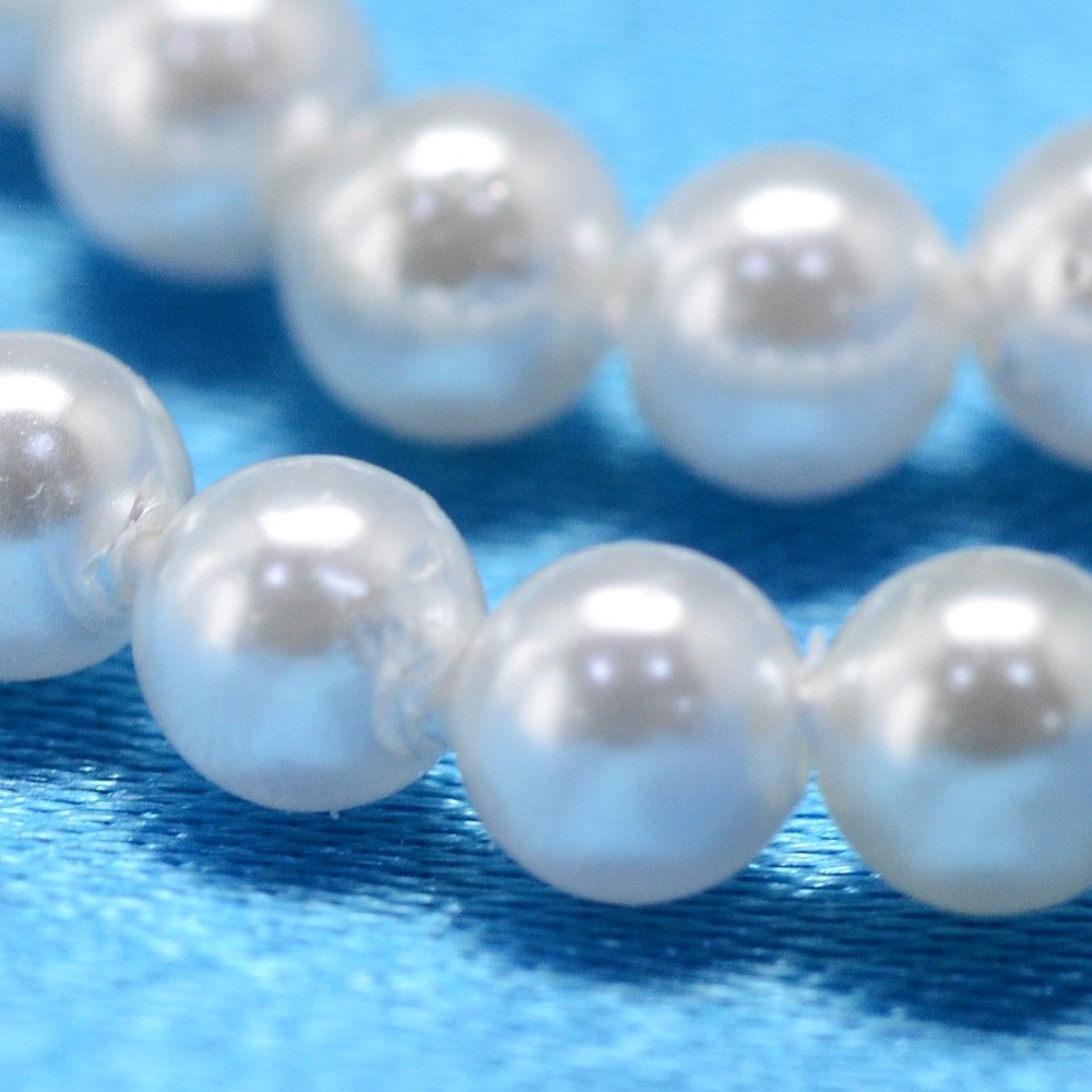 Skalpärlor – runda 3 mm vita pärlor, ca 122 st - 2