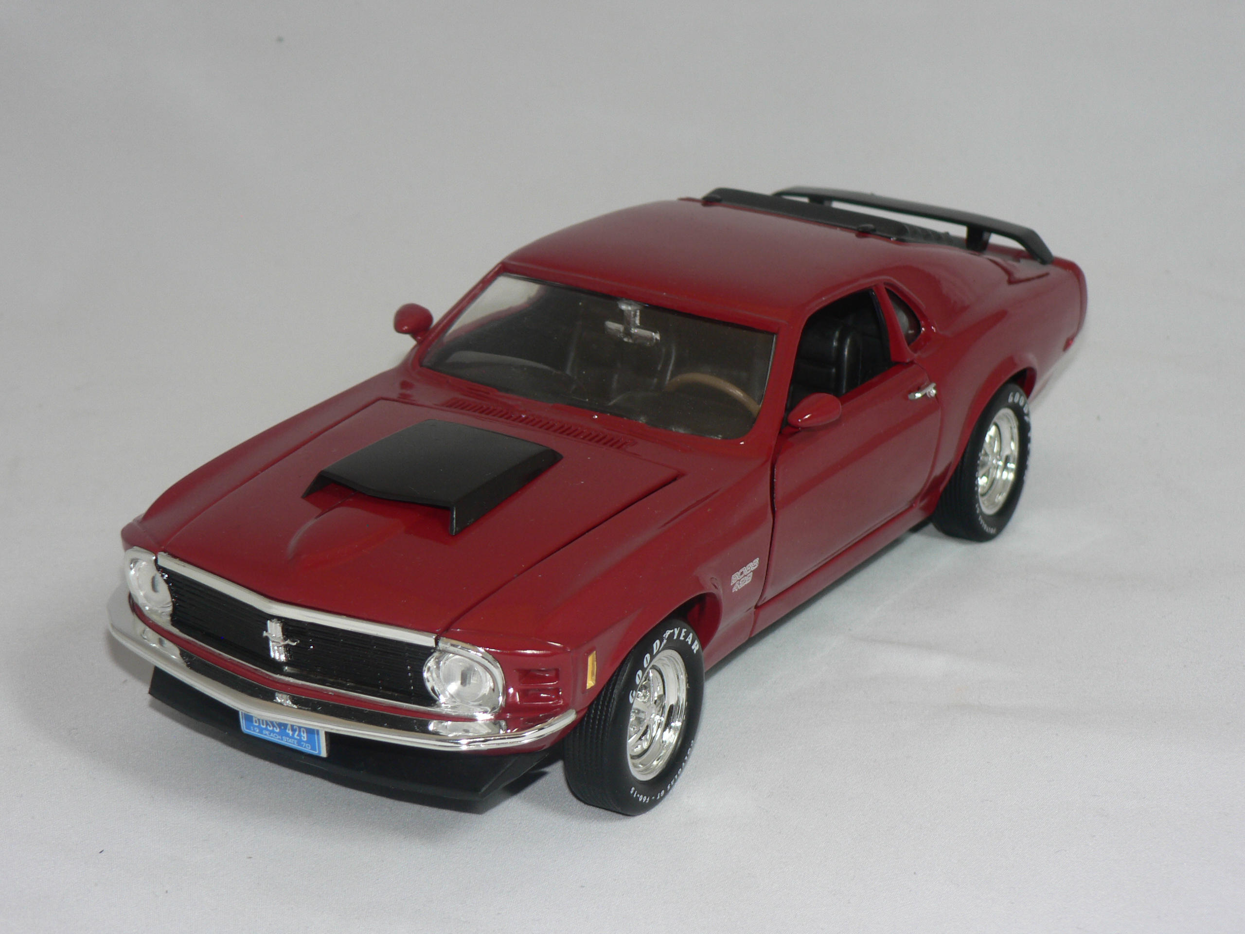 Ford Mustang  Boss 429   1970  1:18  Ertl/Auto World - 2