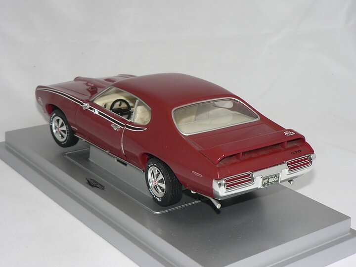 Pontiac  GTO  Judge   1969   1:18  Ertl/Auto World