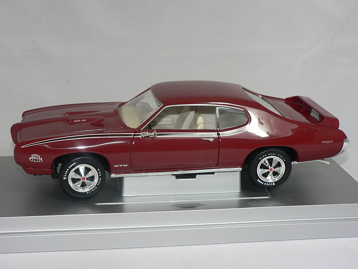 Pontiac  GTO  Judge   1969   1:18  Ertl/Auto World