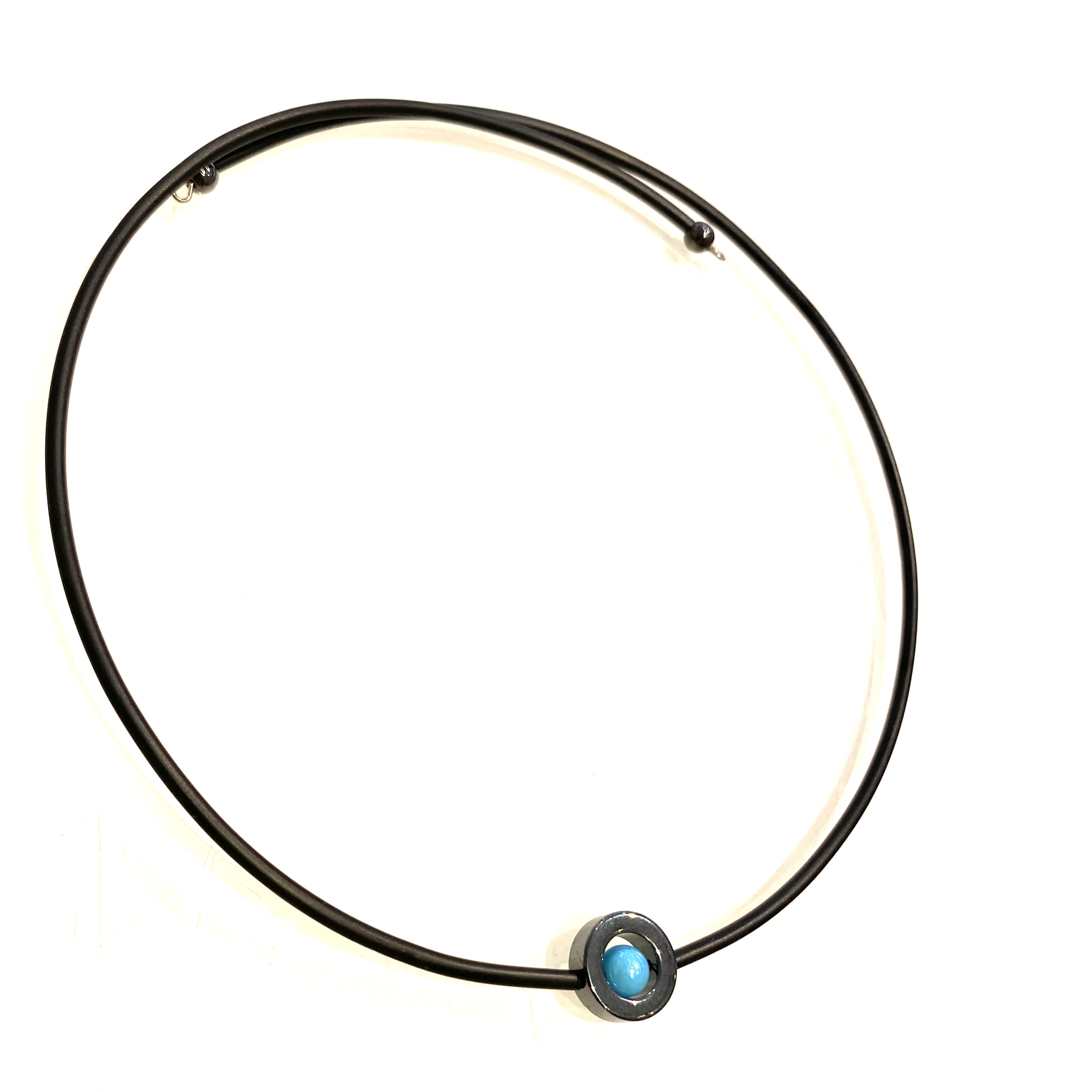 Halsband Elsa Hematit Caramelle  10 färger - 3
