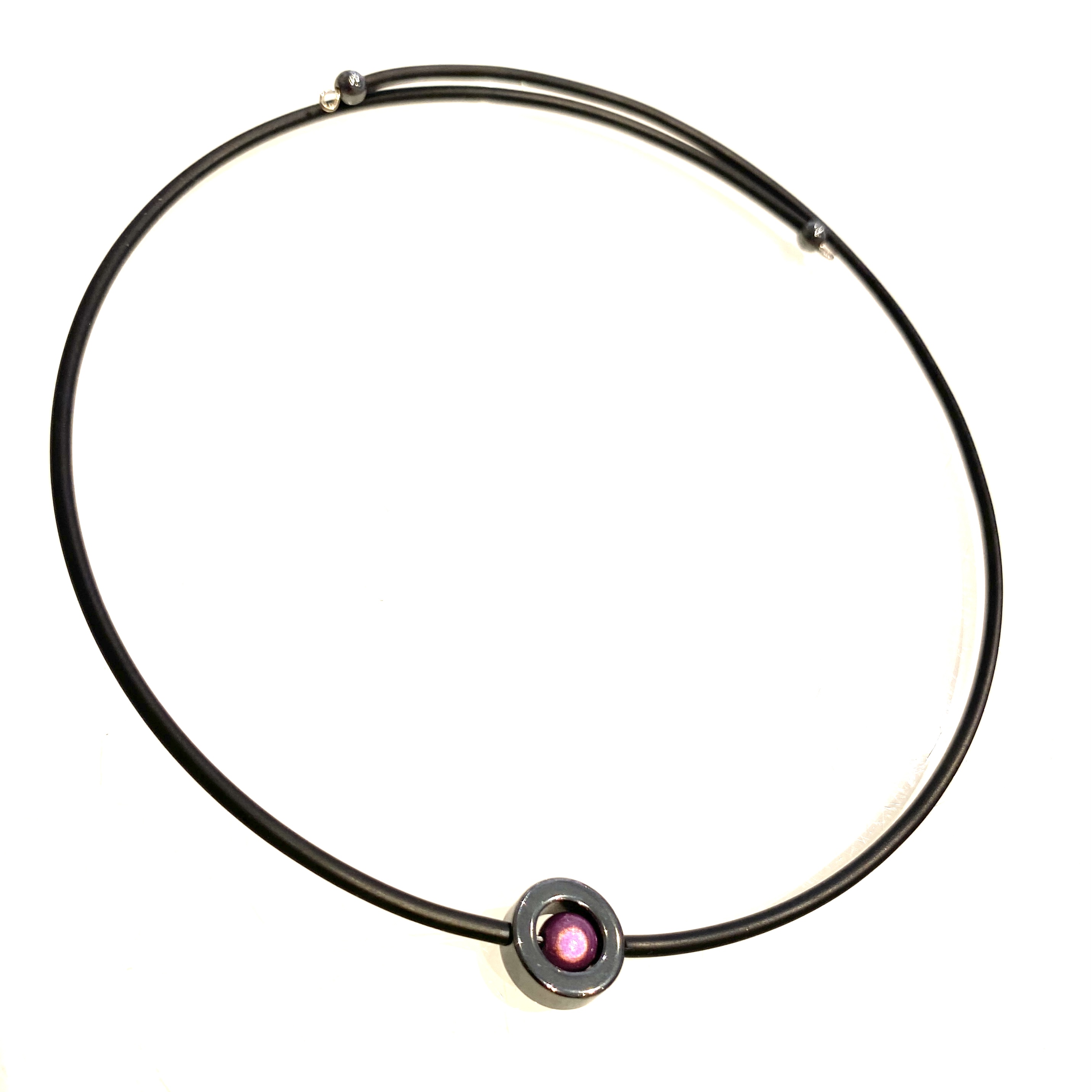 Halsband Elsa Hematit Caramelle  10 färger - 9