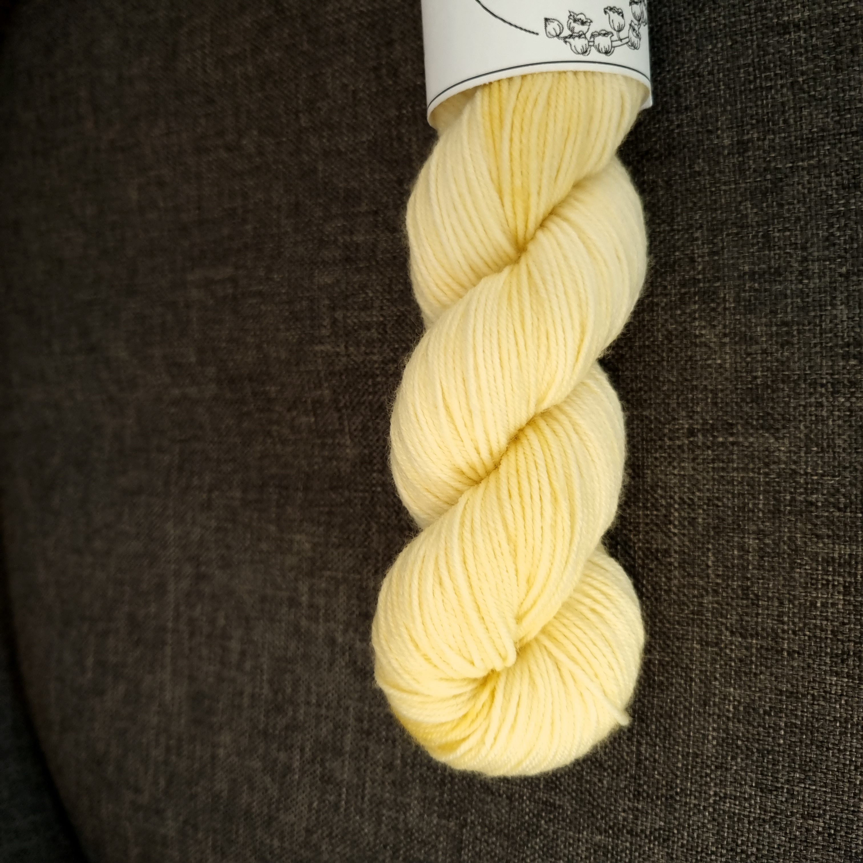 Sweet Buttercup Emelilyknits Dreamy Silk 100g