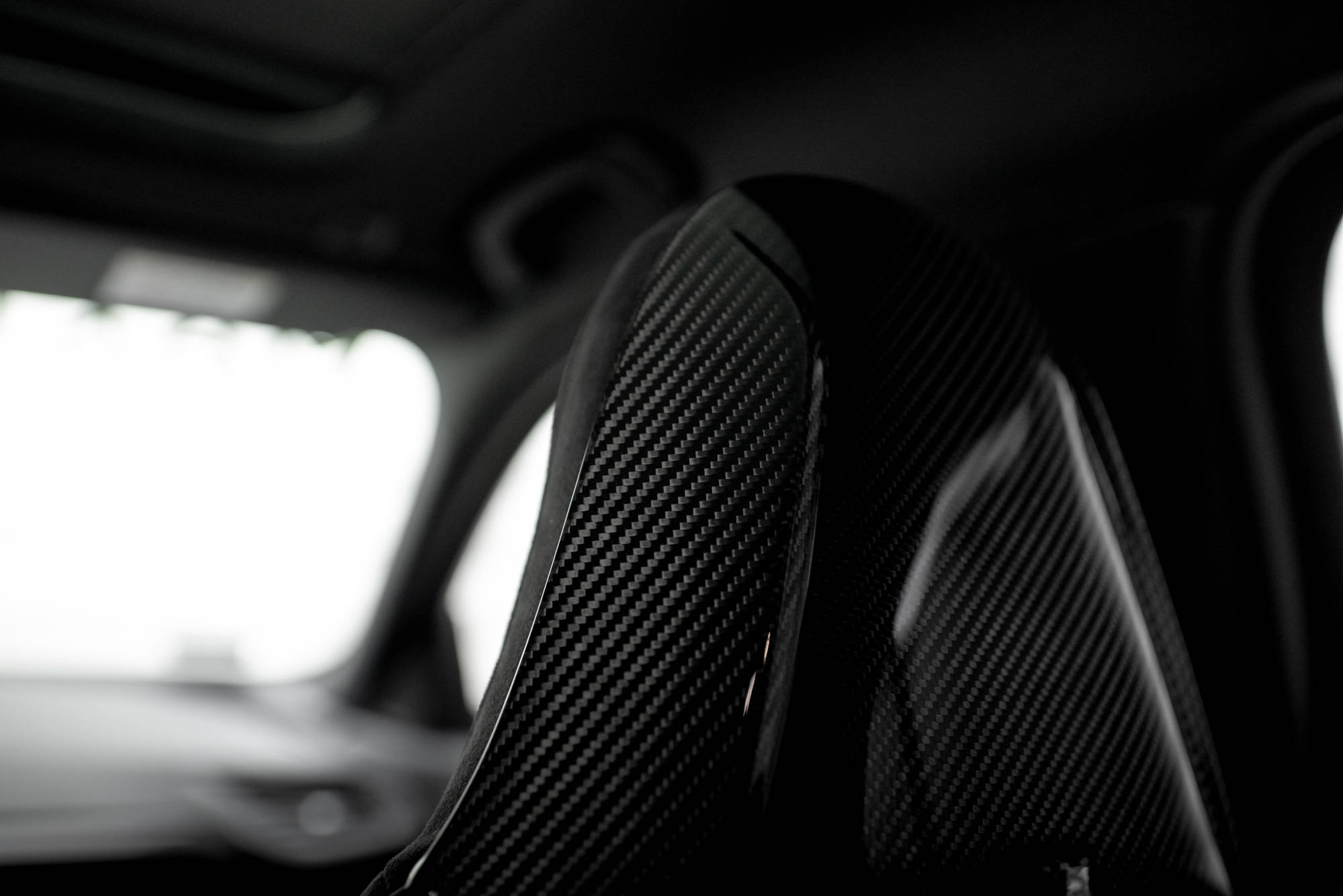 Kolfiber Nackstöd BMW 1-serie F40 M135I (Maxton) - 7