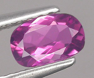 Impresionante turmalina rosa natural de talla cojín calibrada de 0,40 ct de 6x4 mm