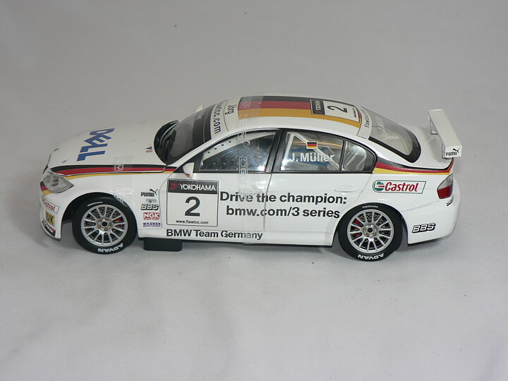 BMW 320si  #2  WTCC  Jörg Muller  1:18  Guiloy