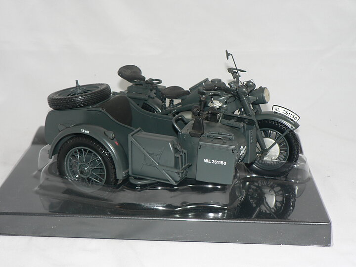 Zundapp KS 750 + sidovagn  1941  Skala  1:10