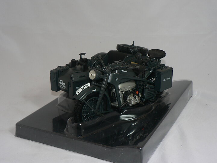 Zundapp KS 750 + sidovagn  1941  Skala  1:10