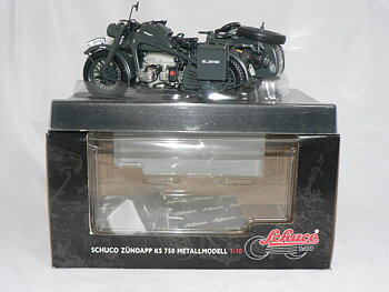 Zundapp KS 750 + sidovagn  1941  Skala  1:10