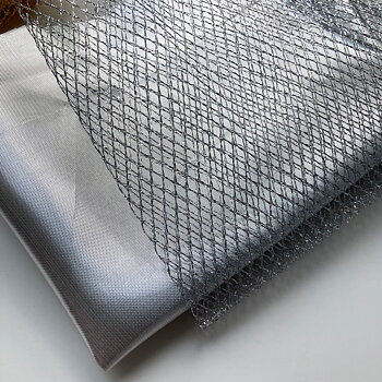 Silver metallic nät och silvertyg ministuvar