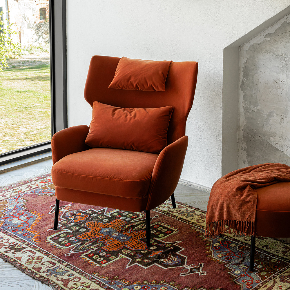 Alex Armchair (several choices) - Campaign - Sits - 3