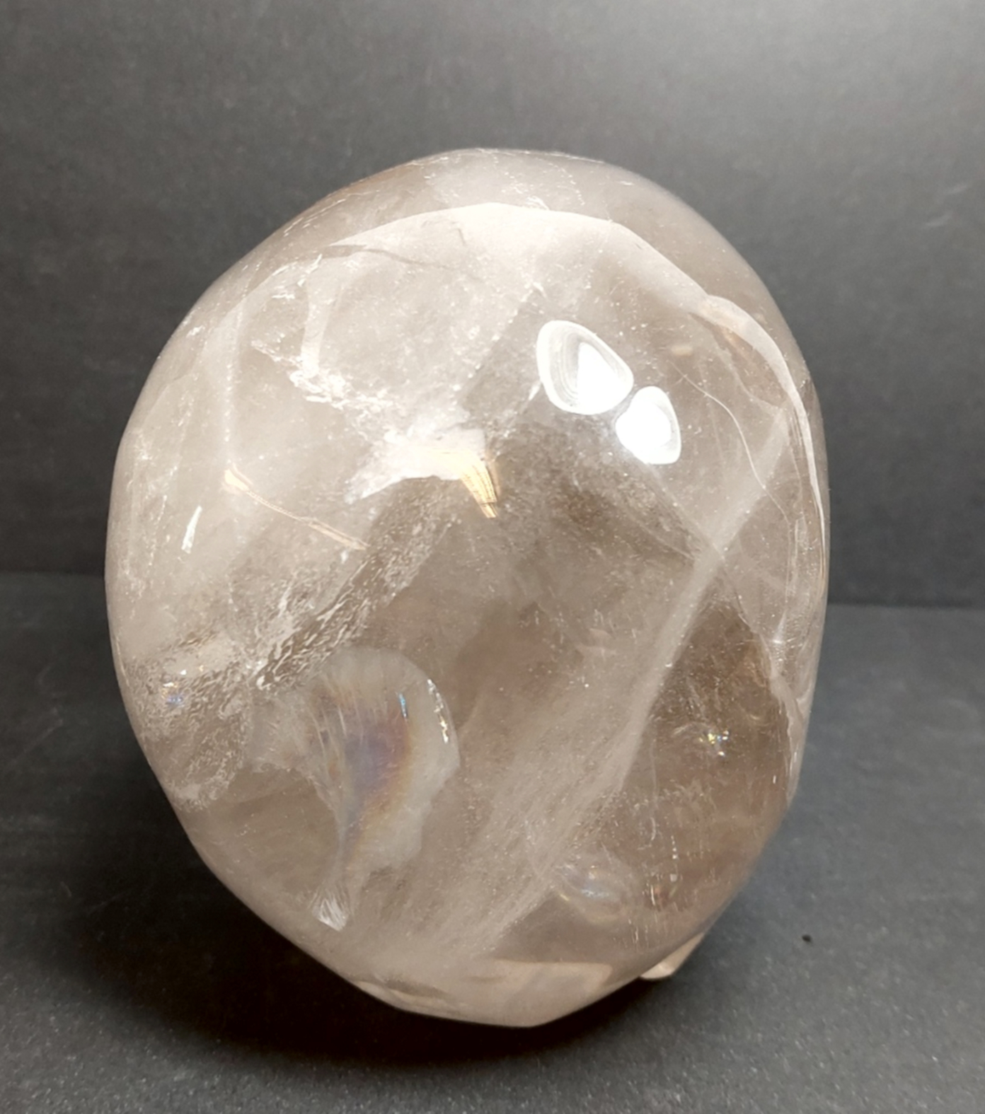 Rökkvarts / Bergkristall, Dödskalle - 2.8kilo - 3